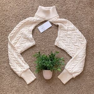NWT Zara 2021 Sweater Scarf